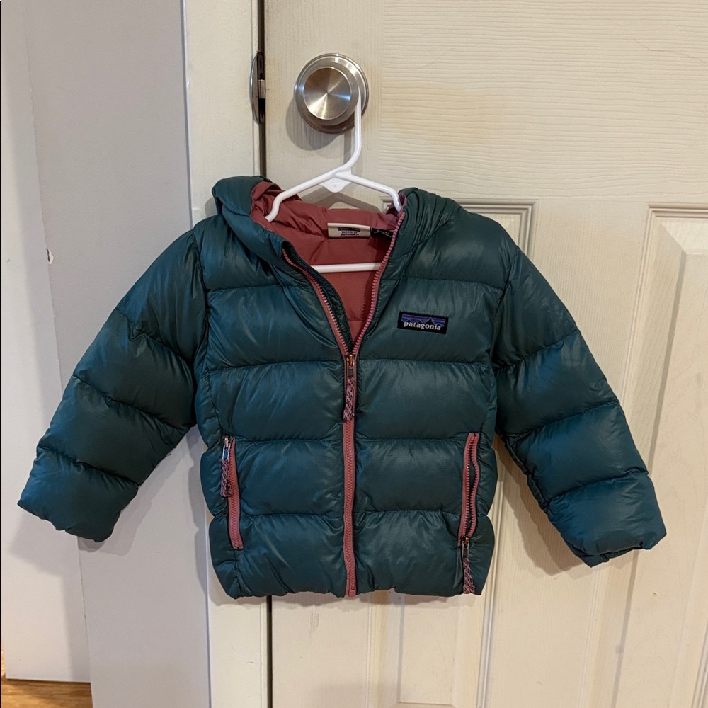 Patagonia Kids Hi Loft Down Puffer Jacket - Green and pink